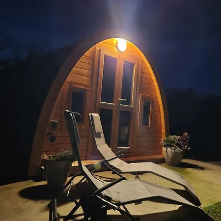 Tranquil Water Bed & Breakfast